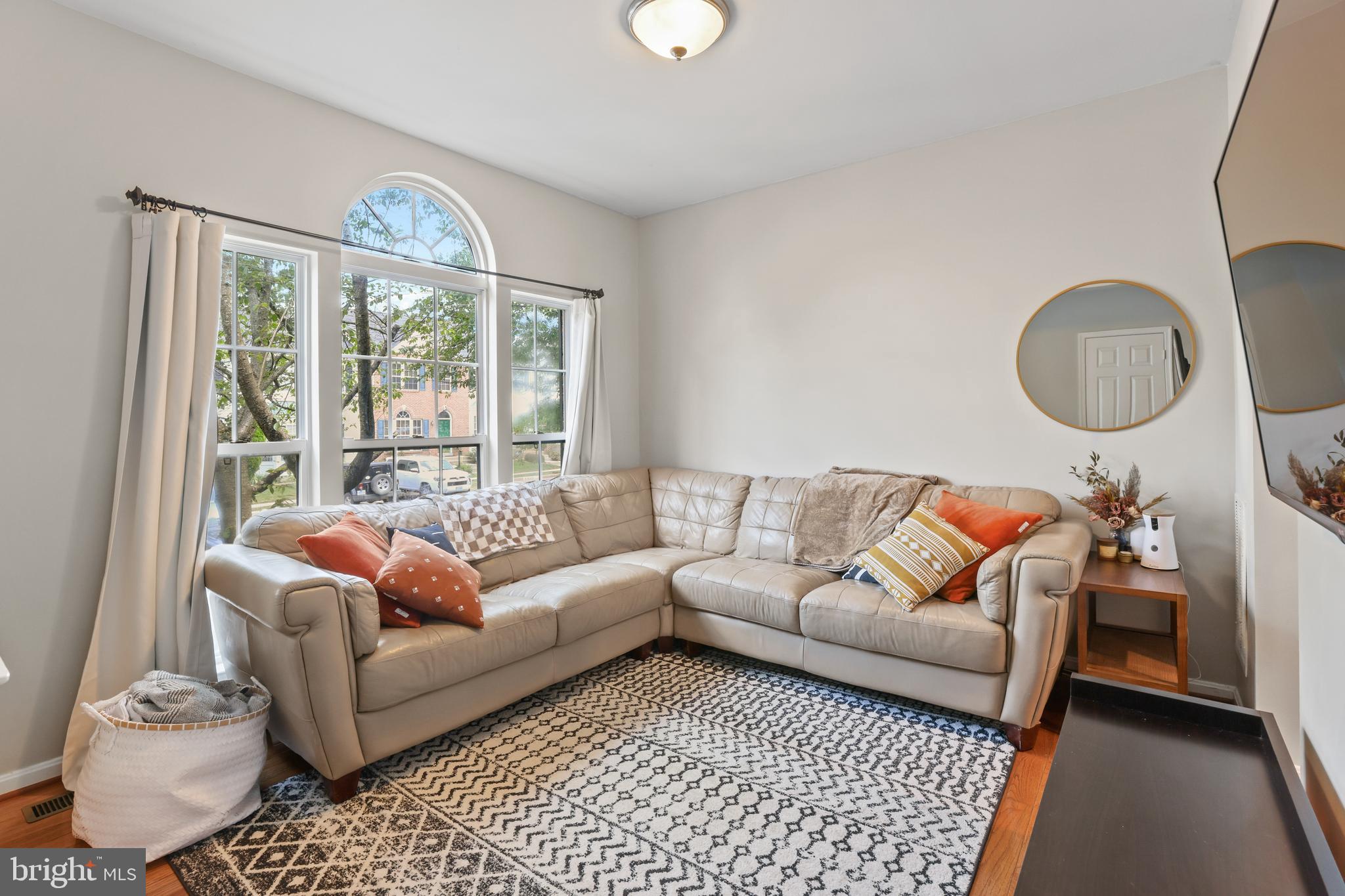 POTOMAC STATION - Residential