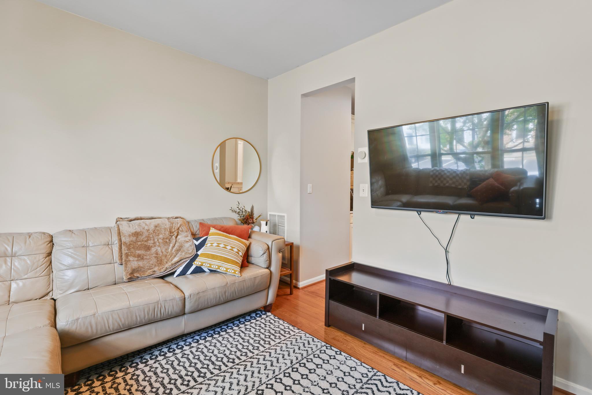 POTOMAC STATION - Residential