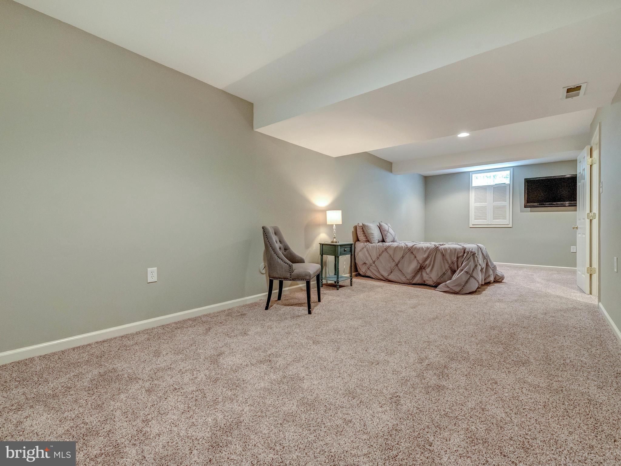 VILLAGES OF URBANA - Residential