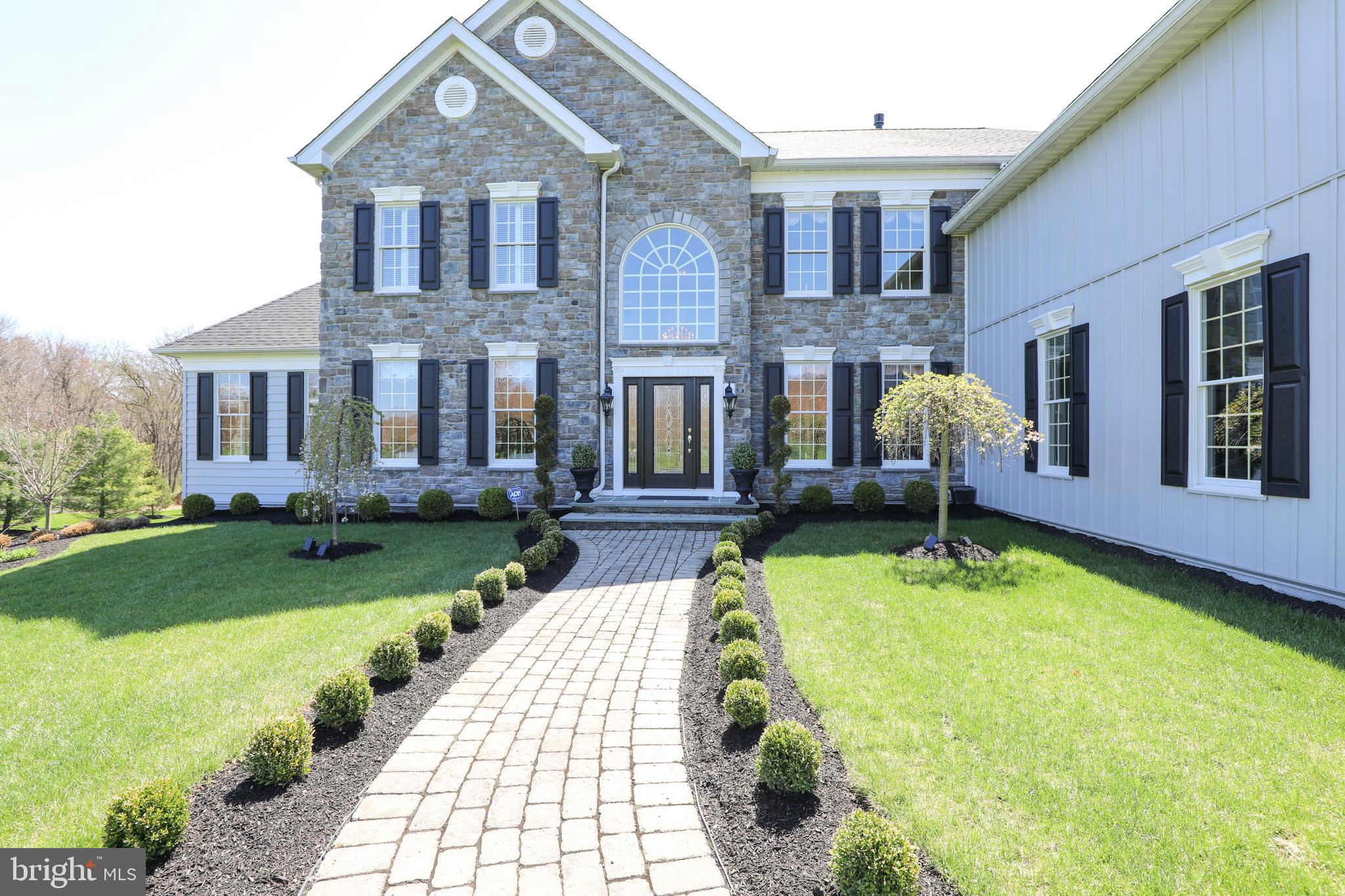 RIVER CROSSING - Residential