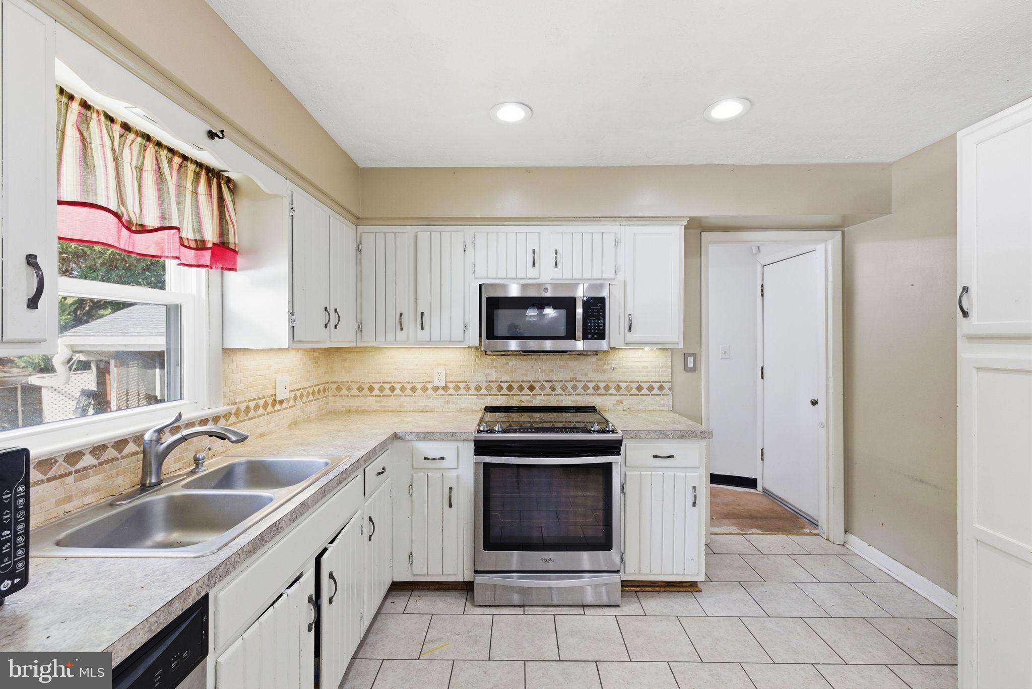 FREDERICKTOWNE - Residential