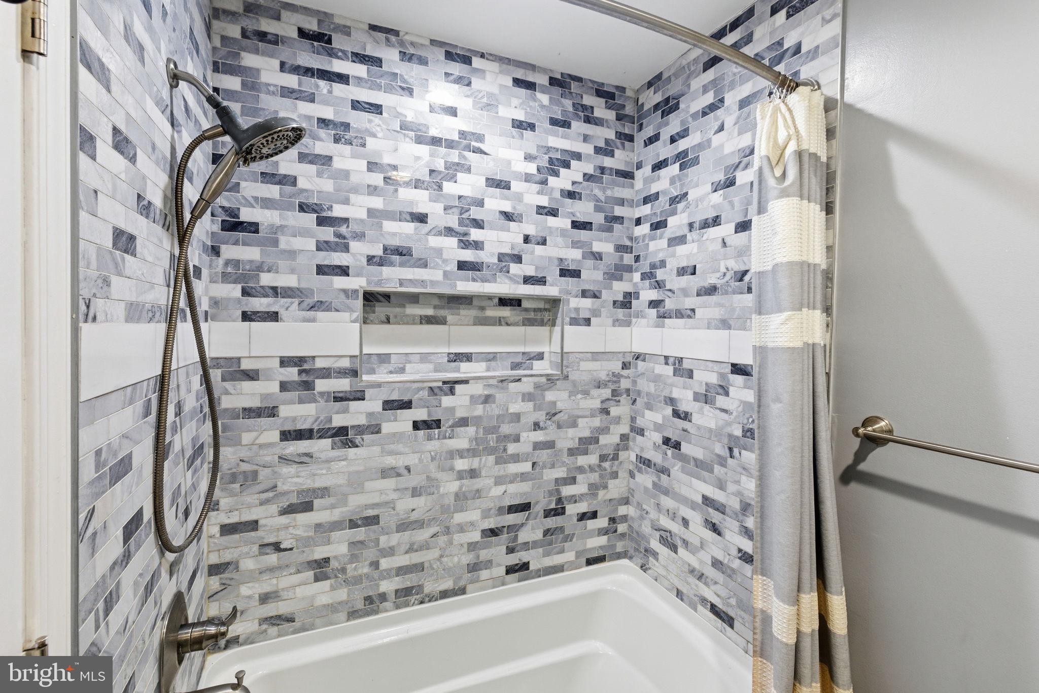 FREDERICKTOWNE - Residential