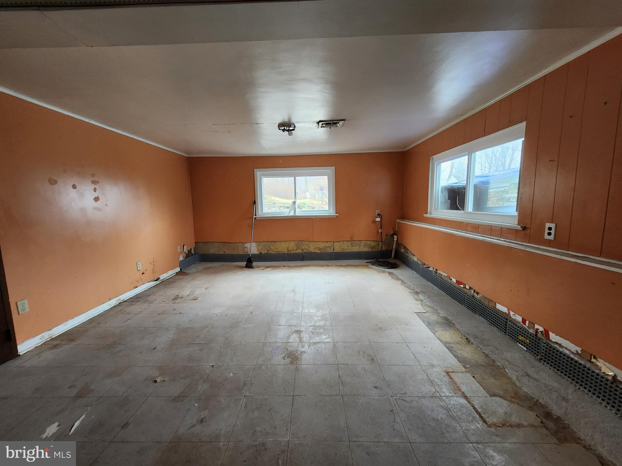 RONNIE PARK - Residential