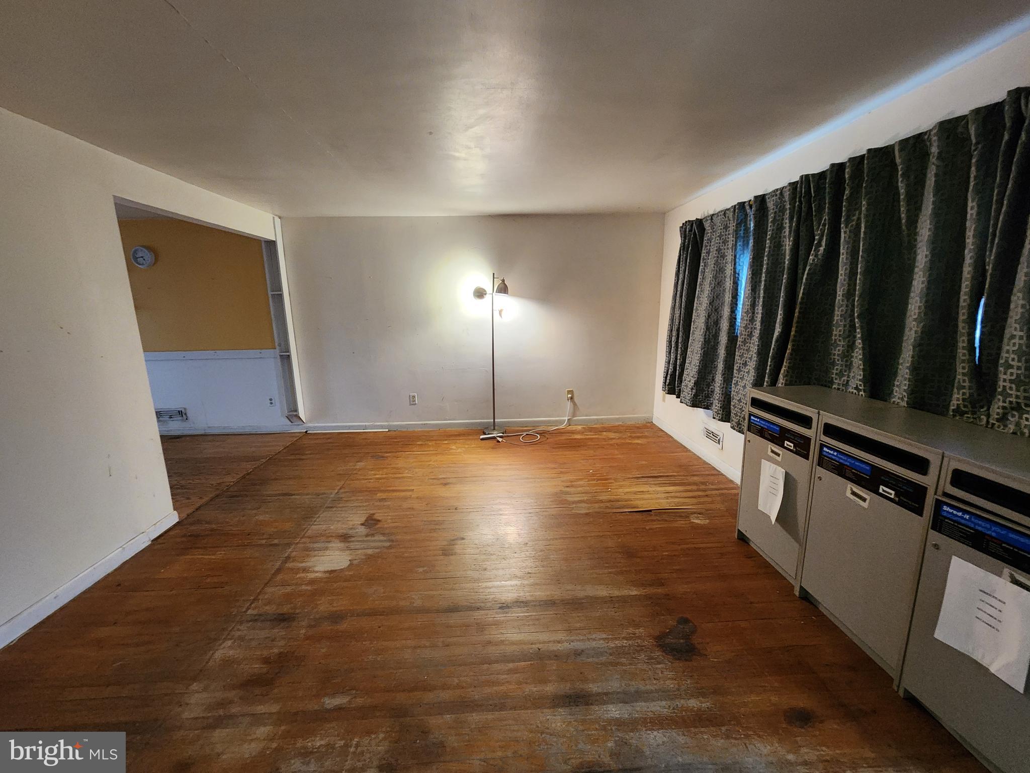 RONNIE PARK - Residential