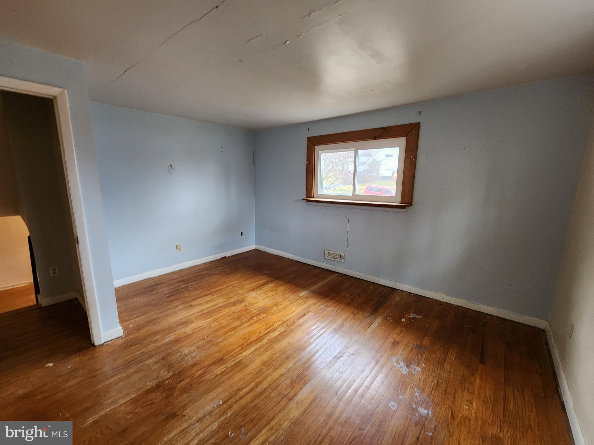 RONNIE PARK - Residential