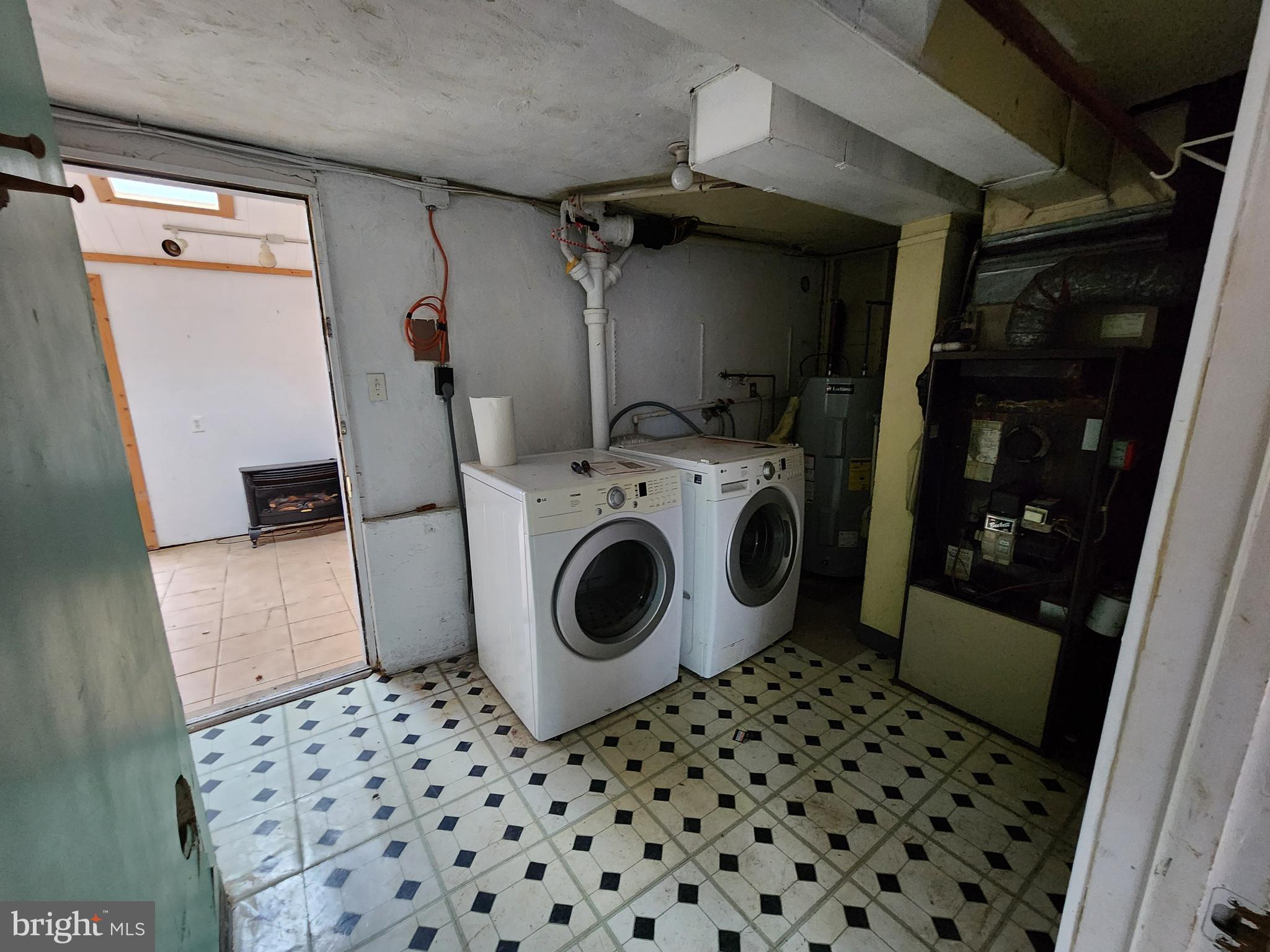 RONNIE PARK - Residential