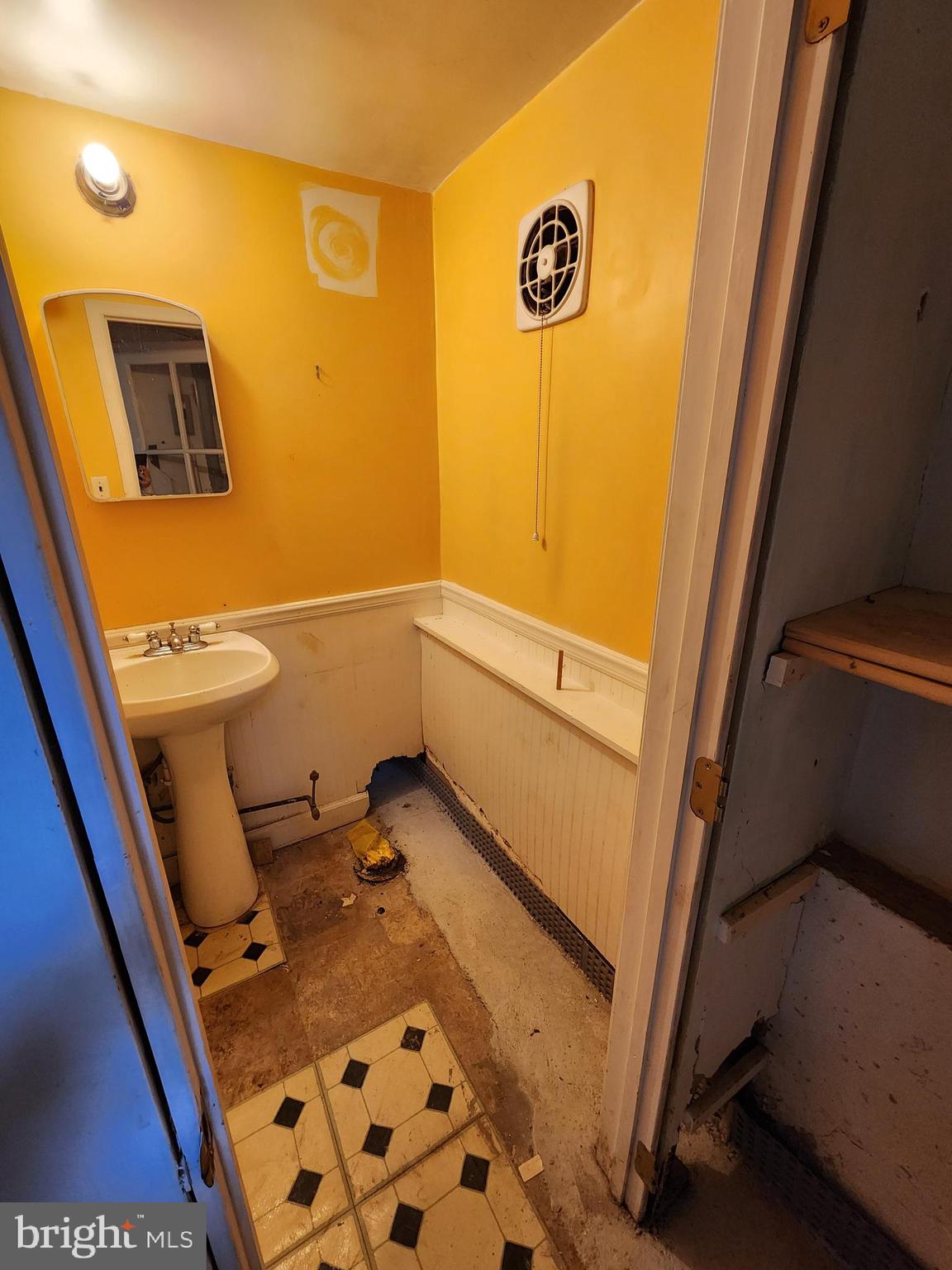 RONNIE PARK - Residential