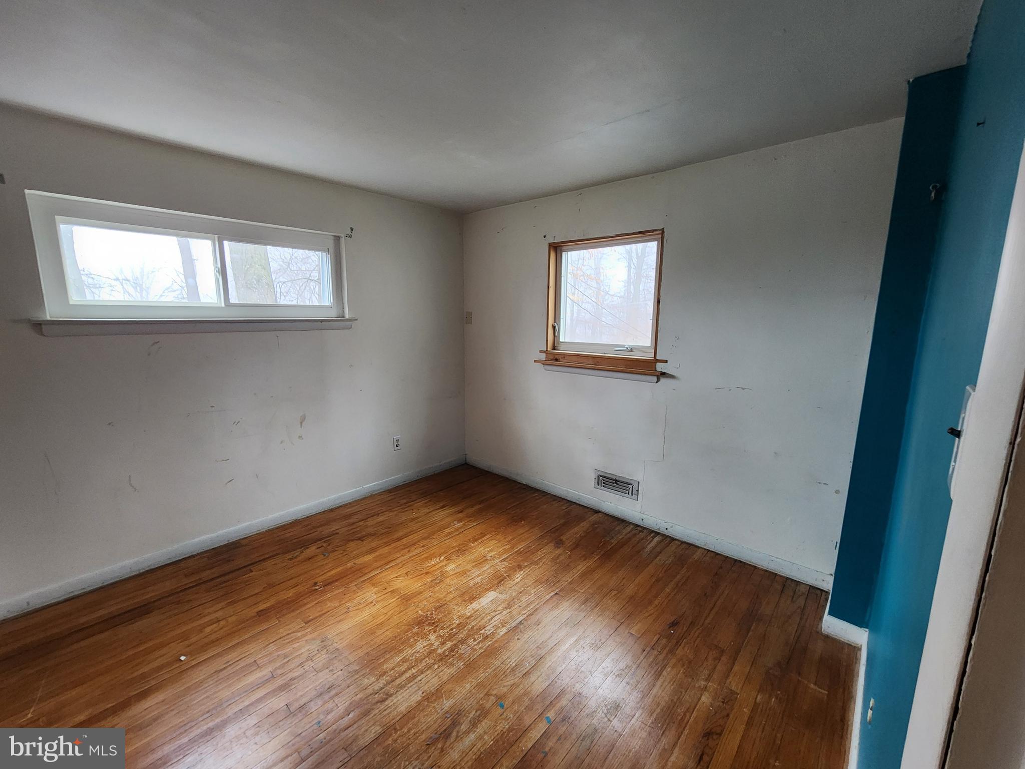 RONNIE PARK - Residential