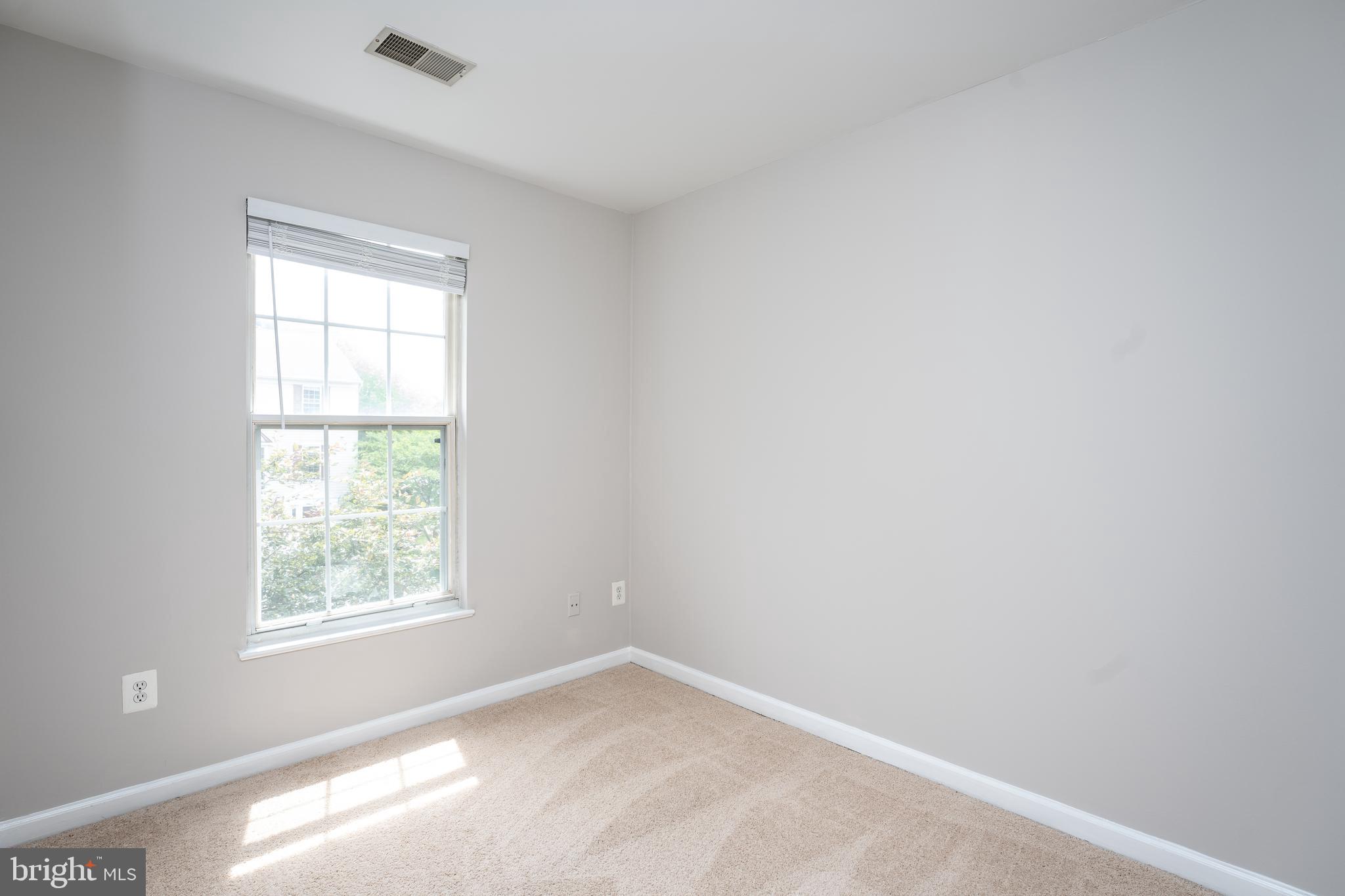 KINGSTOWNE - Residential