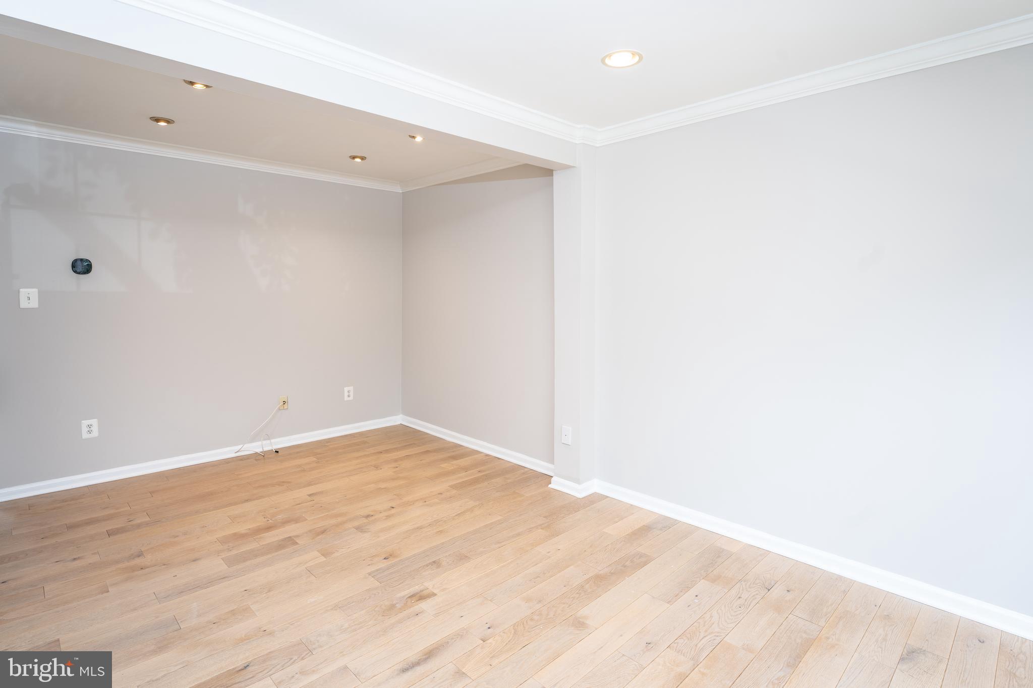 KINGSTOWNE - Residential