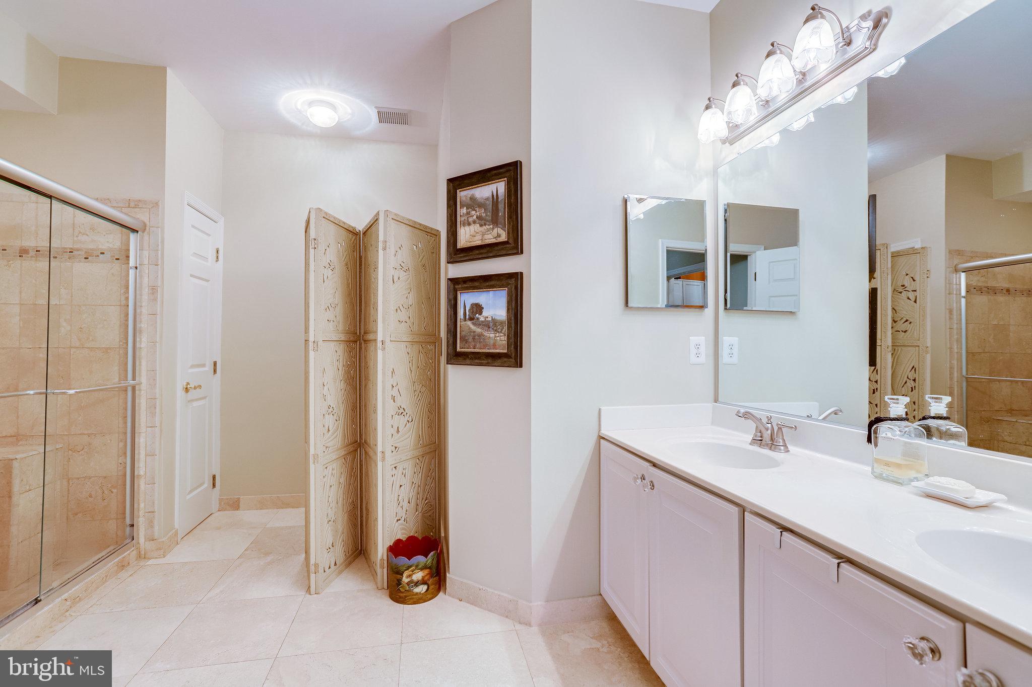 HERITAGE HUNT - Residential