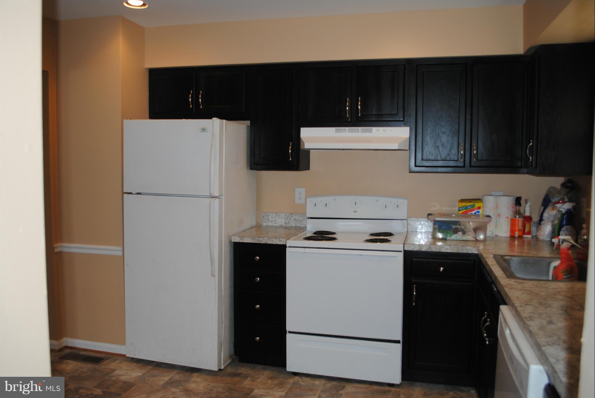 NORTHWOOD-TANGLEWOOD SUB - Residential Lease