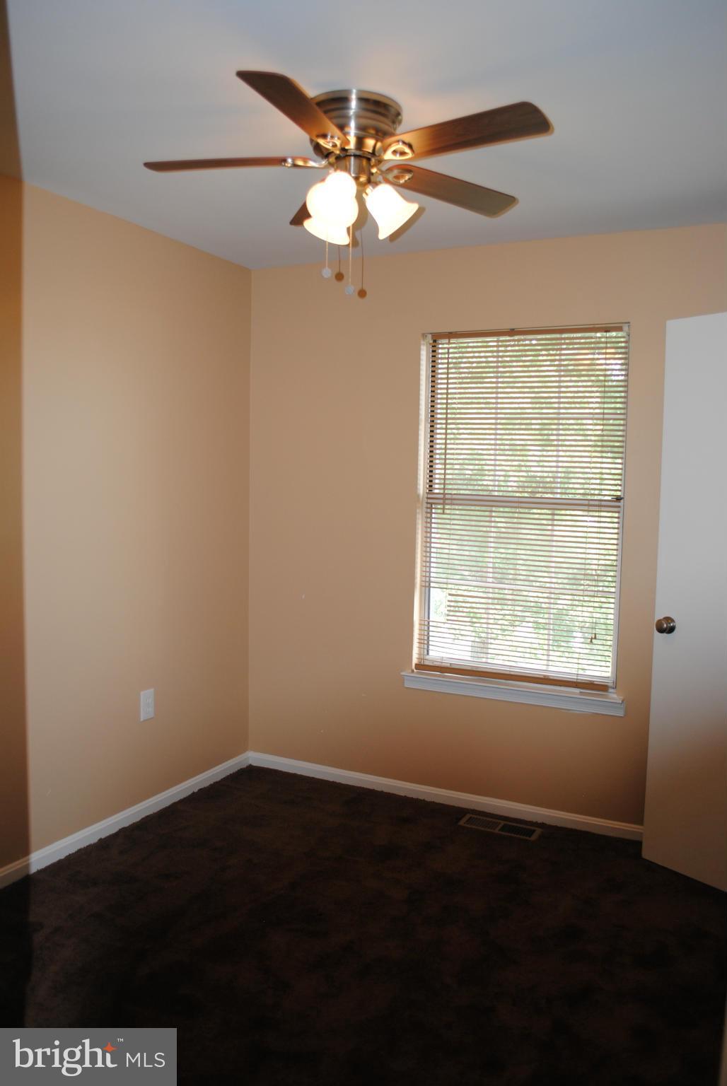 NORTHWOOD-TANGLEWOOD SUB - Residential Lease