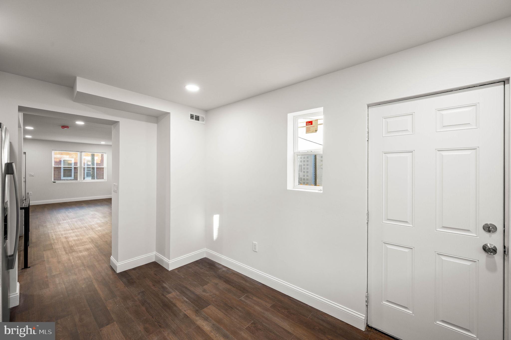 KENSINGTON - Residential