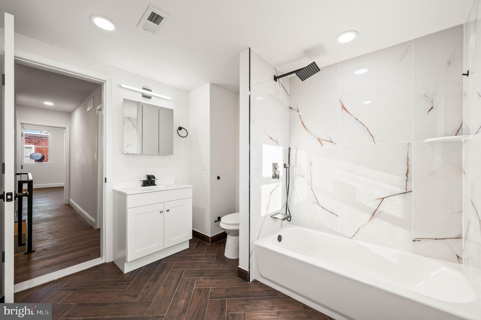 KENSINGTON - Residential