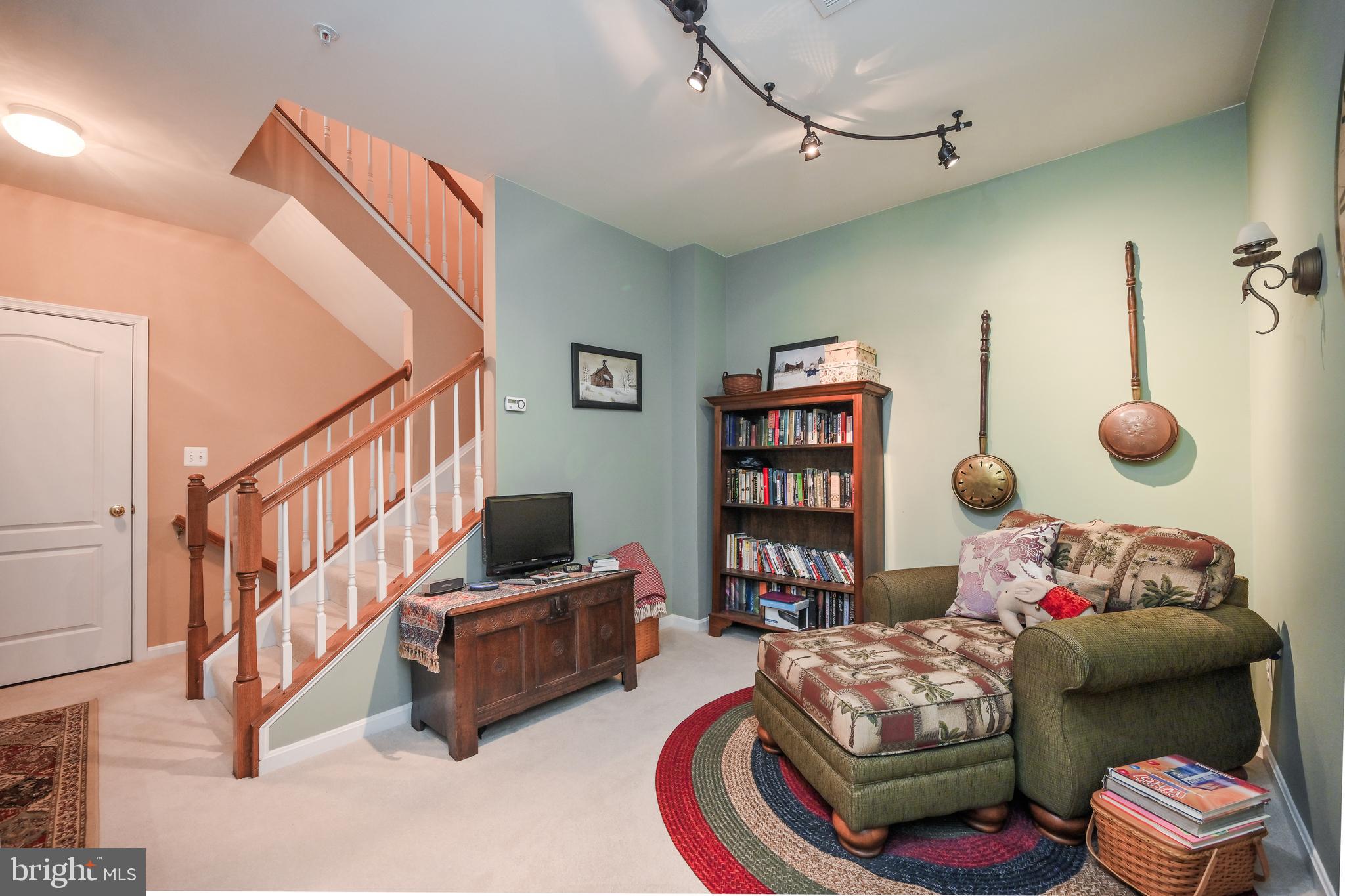 STONE SPRINGS CONDOMINIUMS - Residential Lease