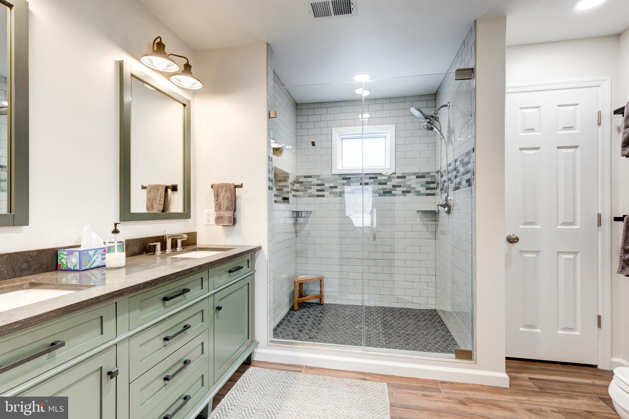 ST GEORGES GATES - Residential