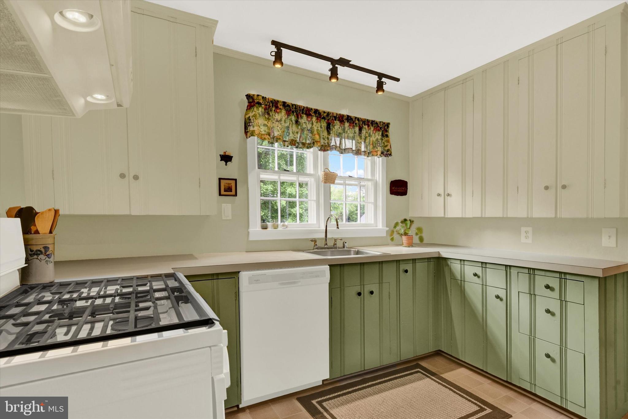 GLYNDON - Residential