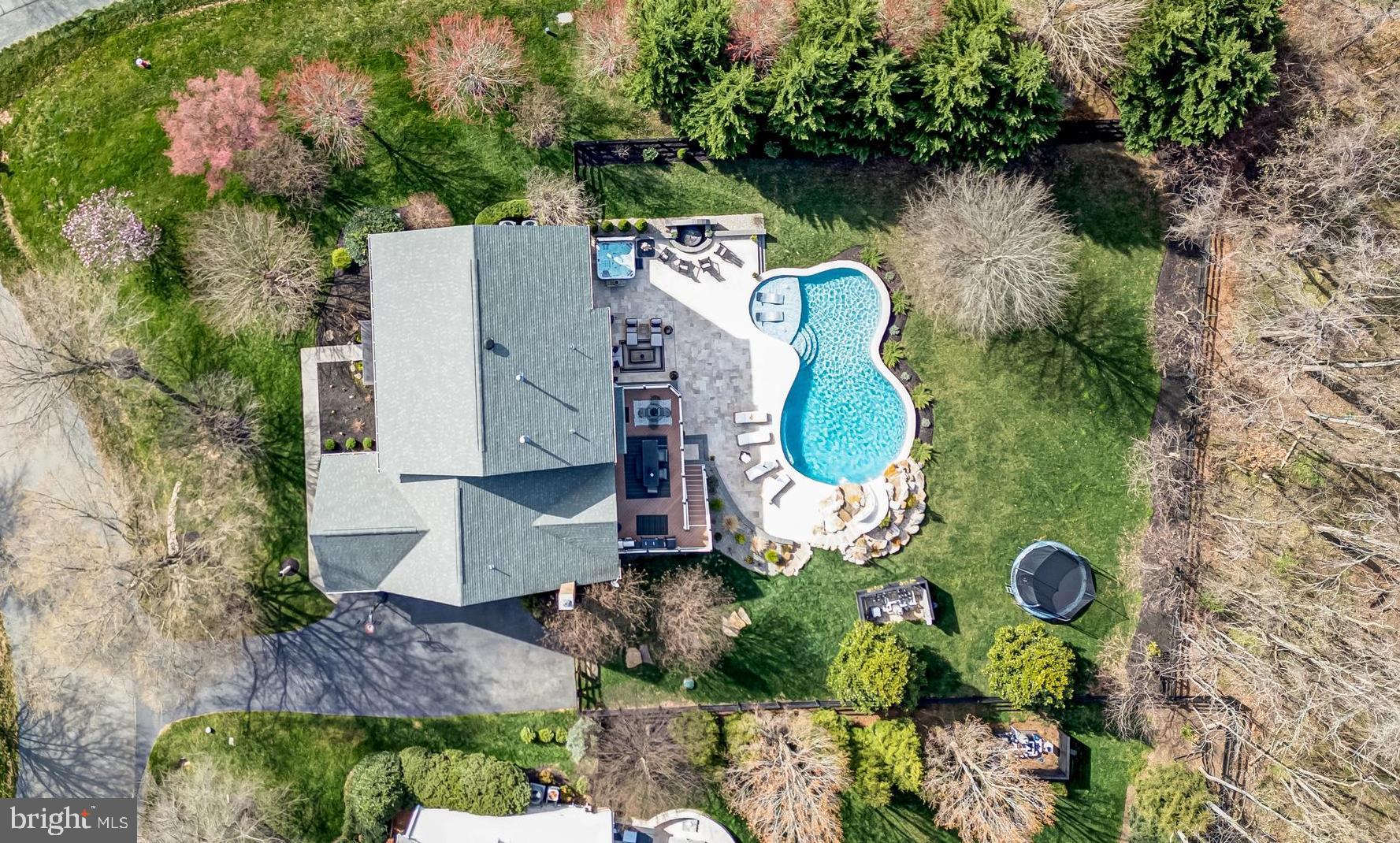 LENAH RUN - Residential