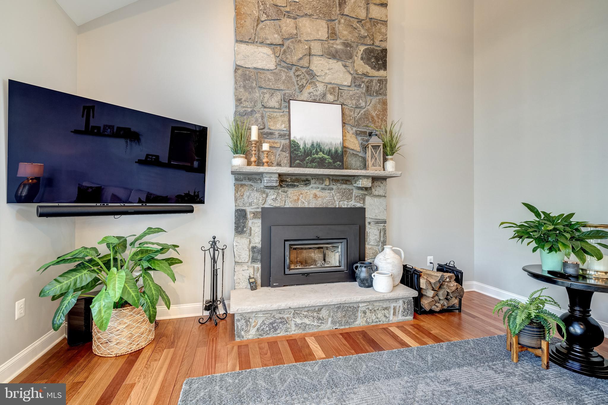 LENAH RUN - Residential