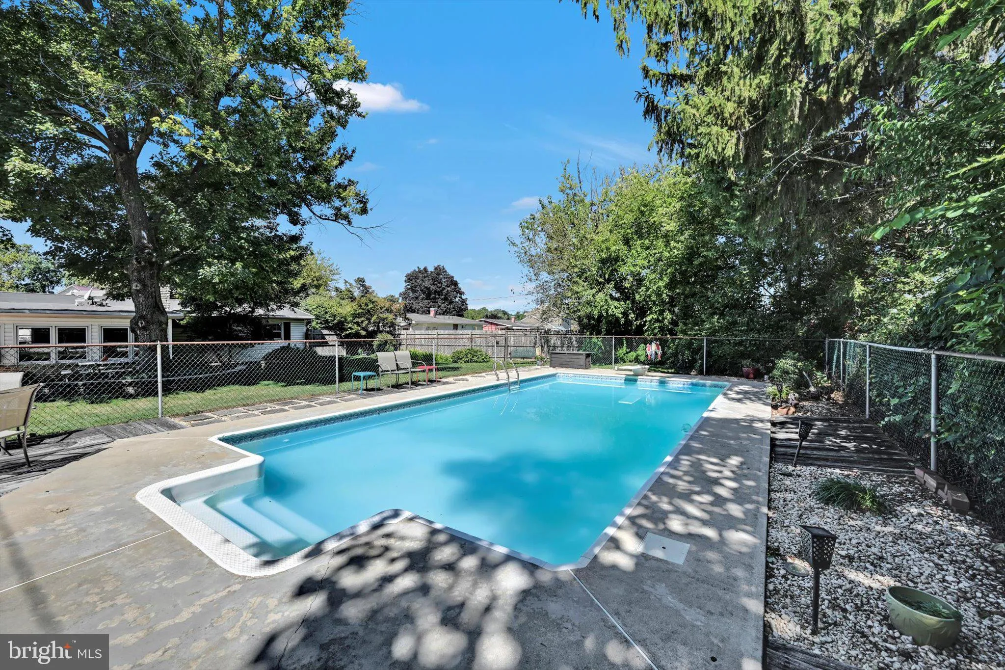 Ephrata, Pennsylvania 17522, United States, 3 Bedrooms Bedrooms, ,2 BathroomsBathrooms,Residential,Pending,208512