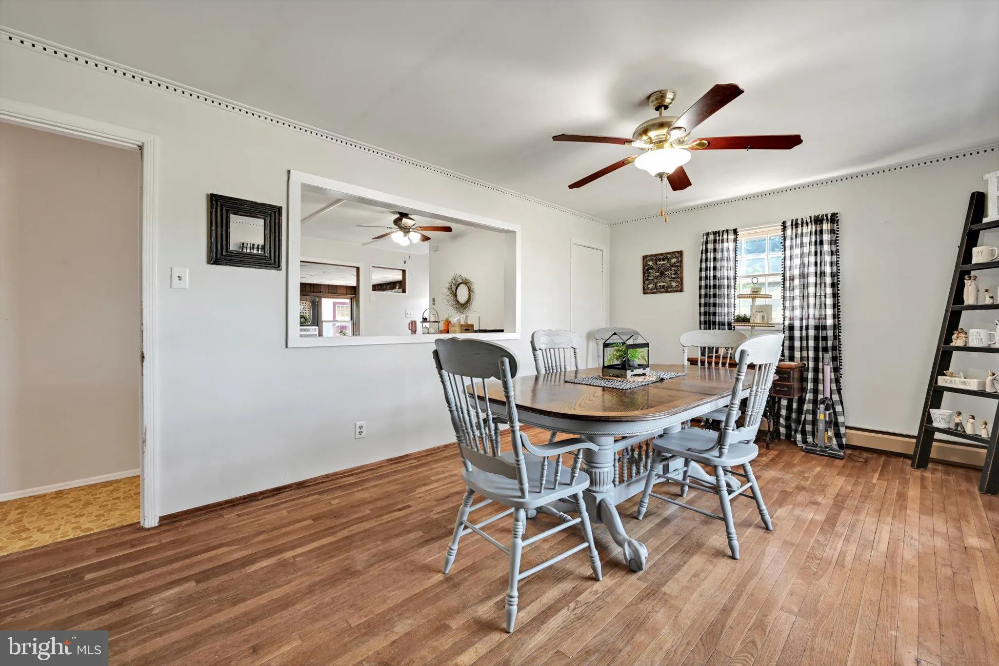 Ephrata, Pennsylvania 17522, United States, 3 Bedrooms Bedrooms, ,2 BathroomsBathrooms,Residential,Pending,208512