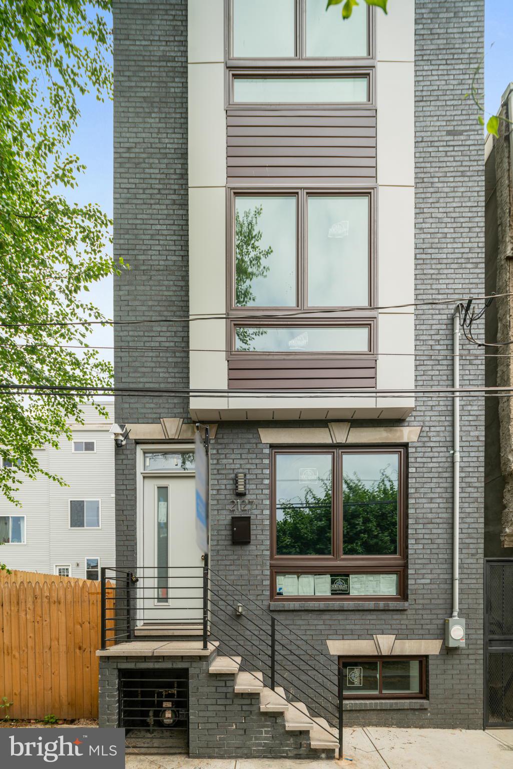 OLDE RICHMOND - Residential