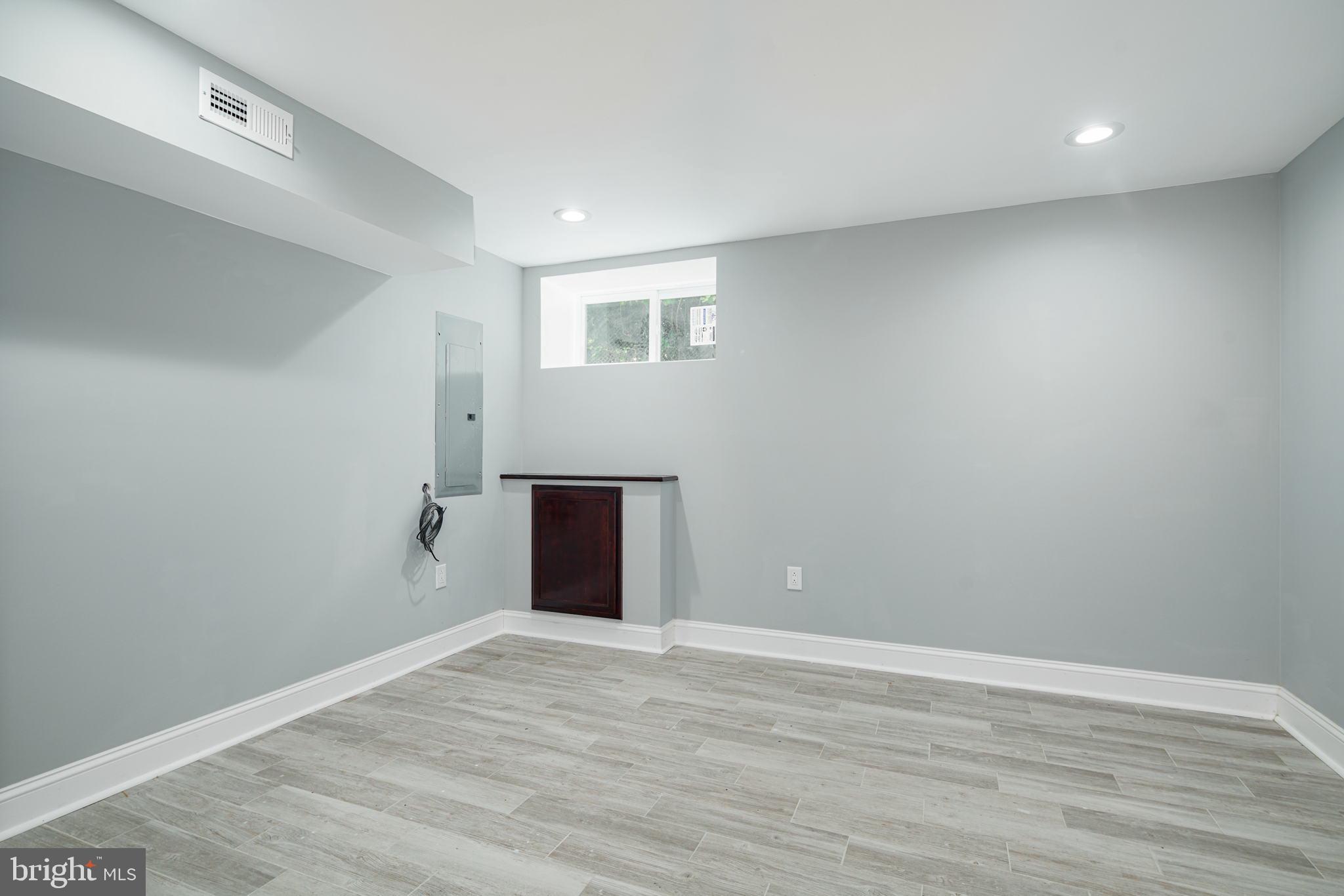 OLDE RICHMOND - Residential