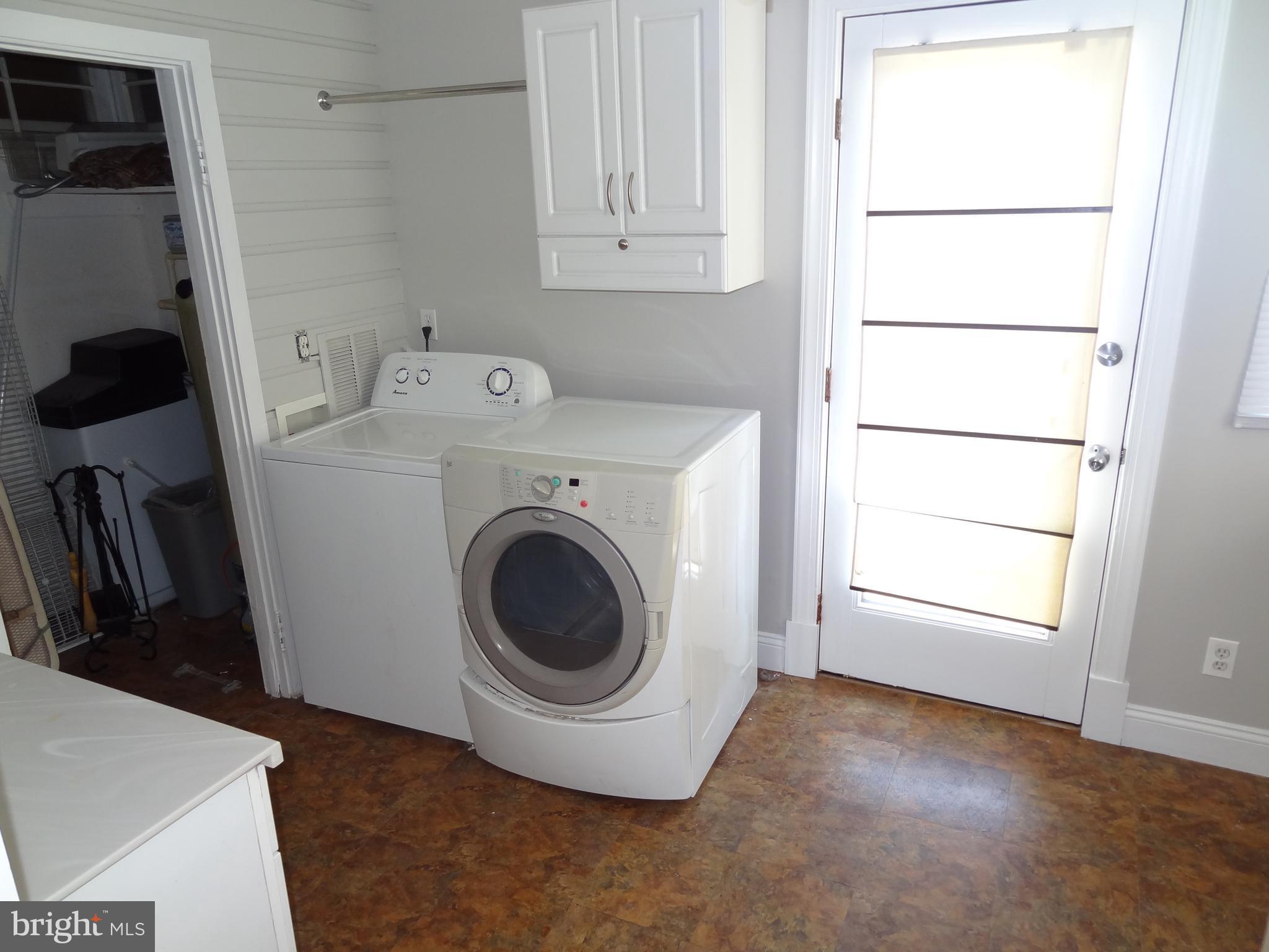 SELBY ON THE BAY - Residential