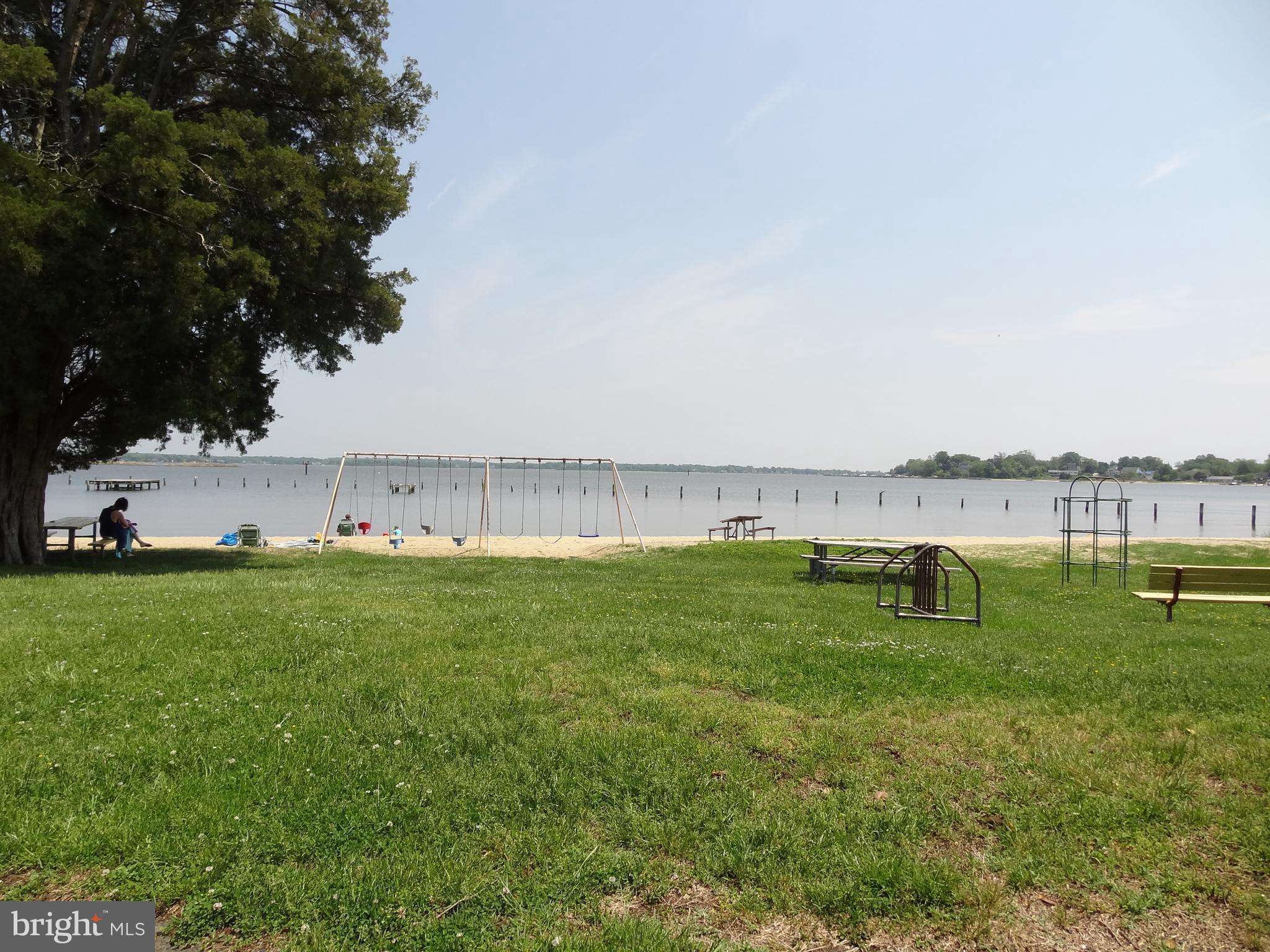 SELBY ON THE BAY - Residential