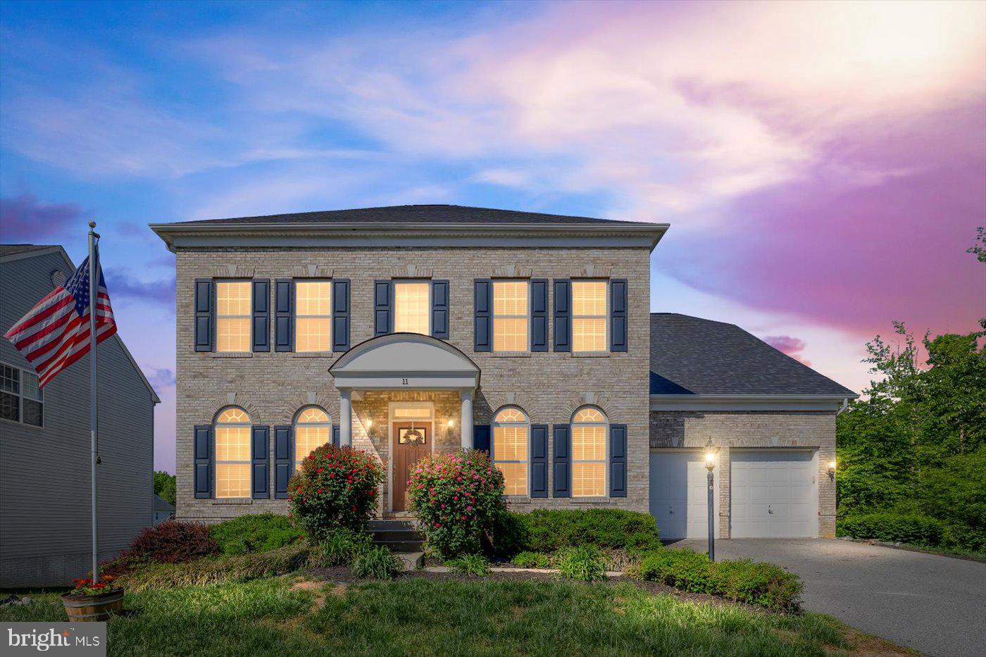 CAMBRIDGE CROSSING - Residential