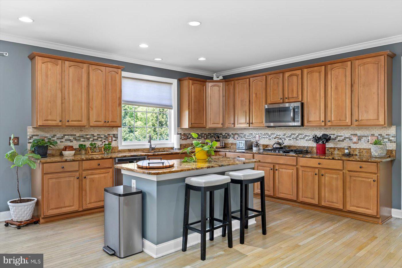 CAMBRIDGE CROSSING - Residential