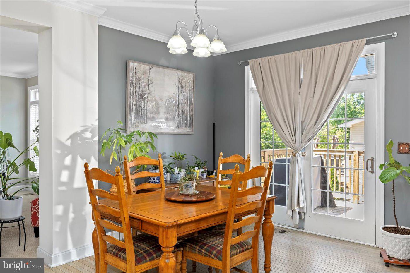 CAMBRIDGE CROSSING - Residential