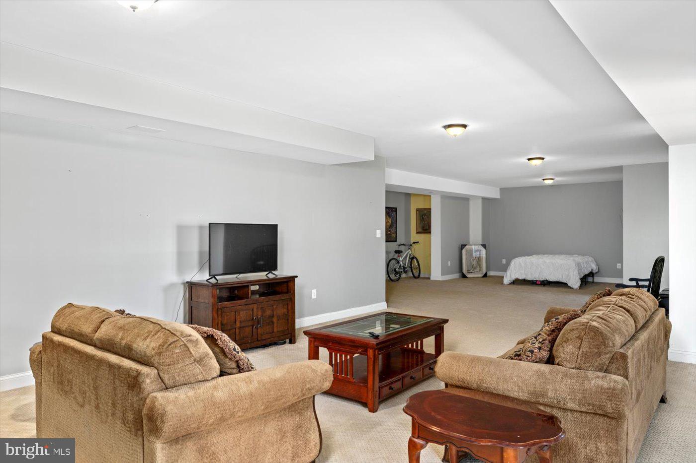 CAMBRIDGE CROSSING - Residential