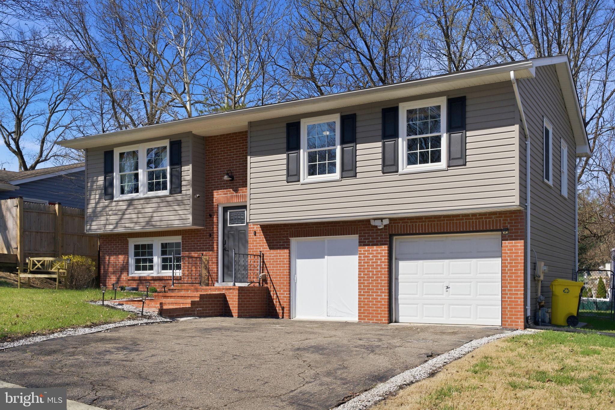 THE PROVINCES - Residential