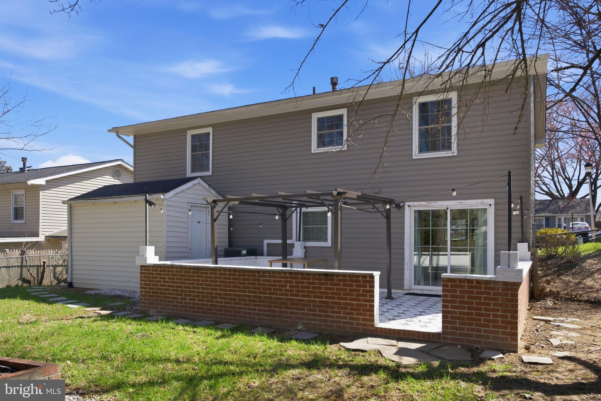 THE PROVINCES - Residential