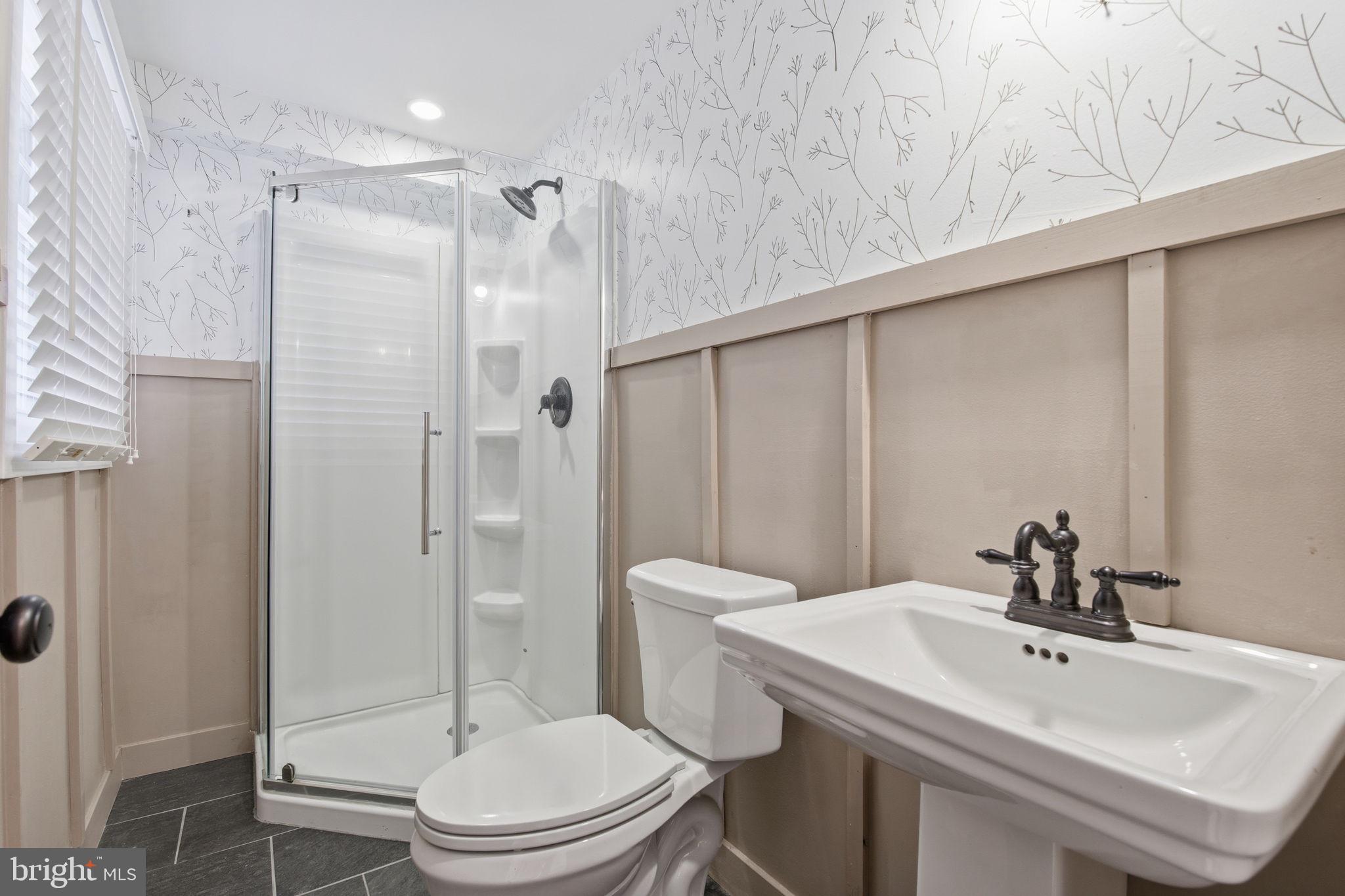 THE PROVINCES - Residential