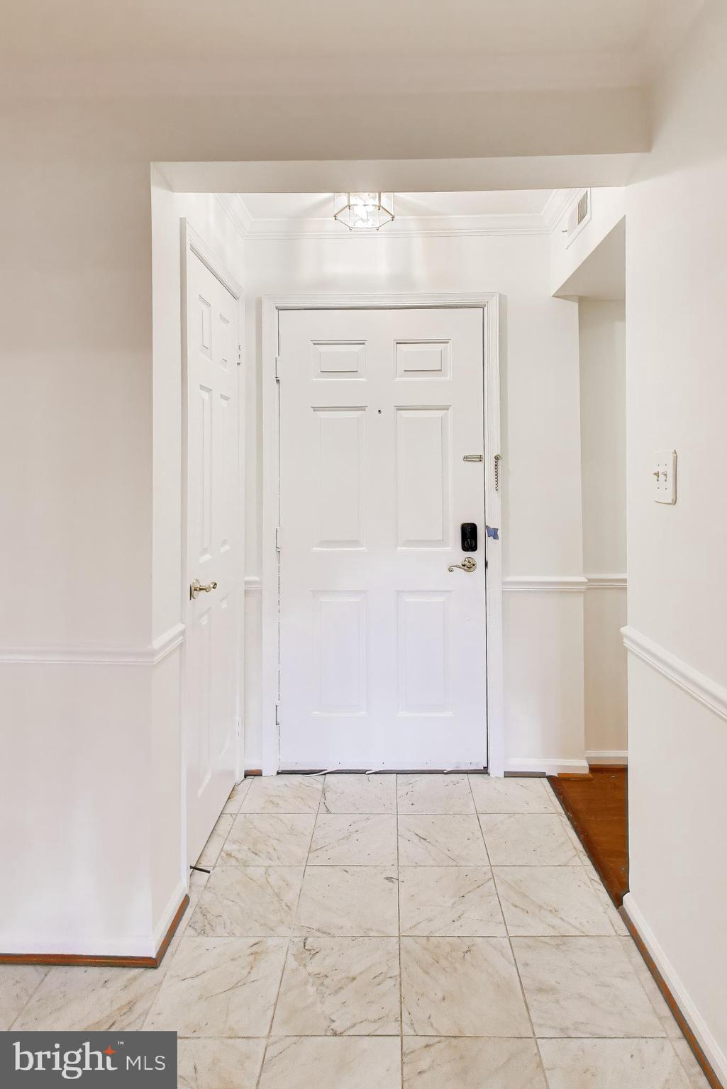 5707 BREWER HOUSE CIRCLE T-2