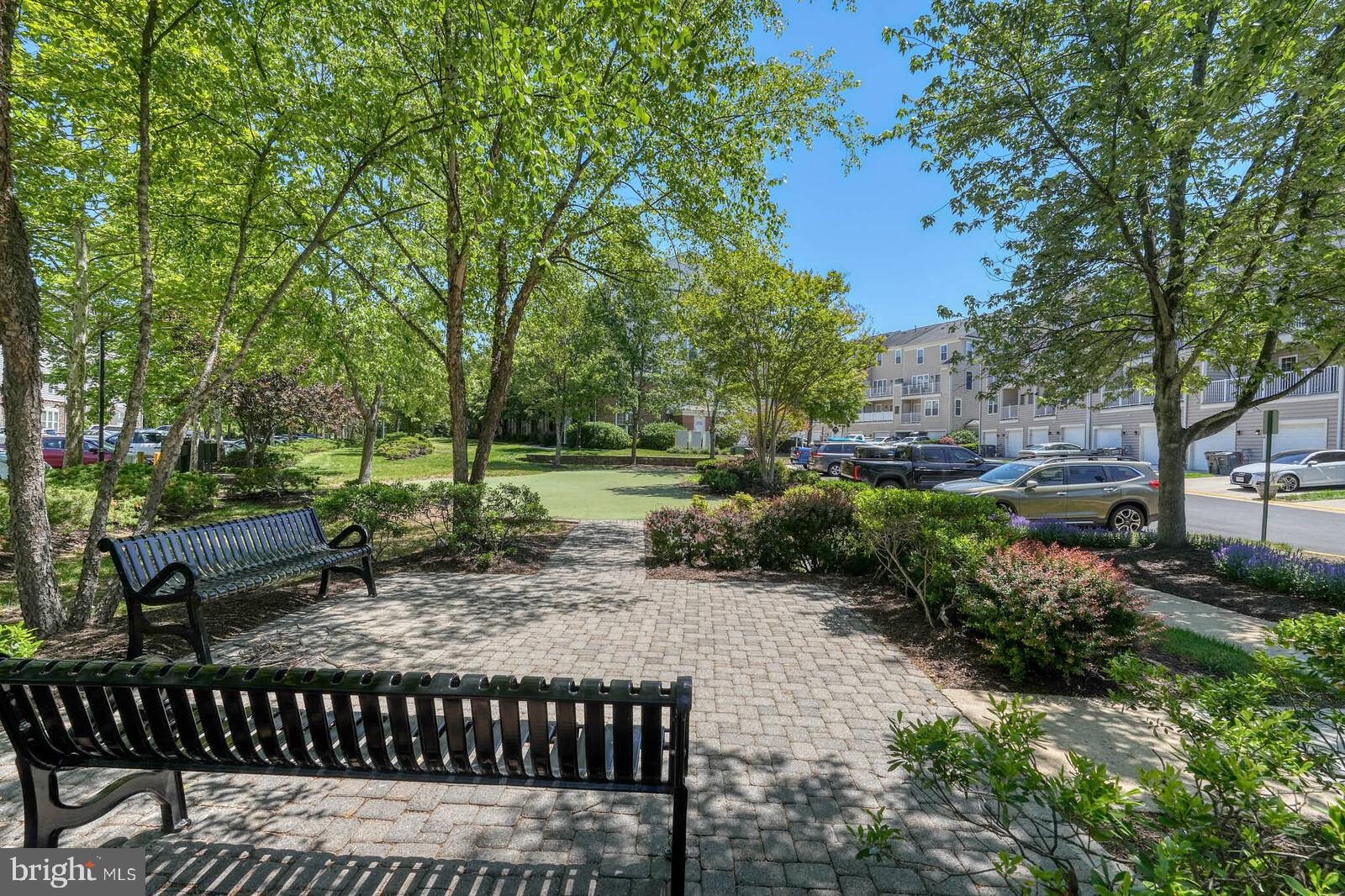 AMBER SPRING - Residential