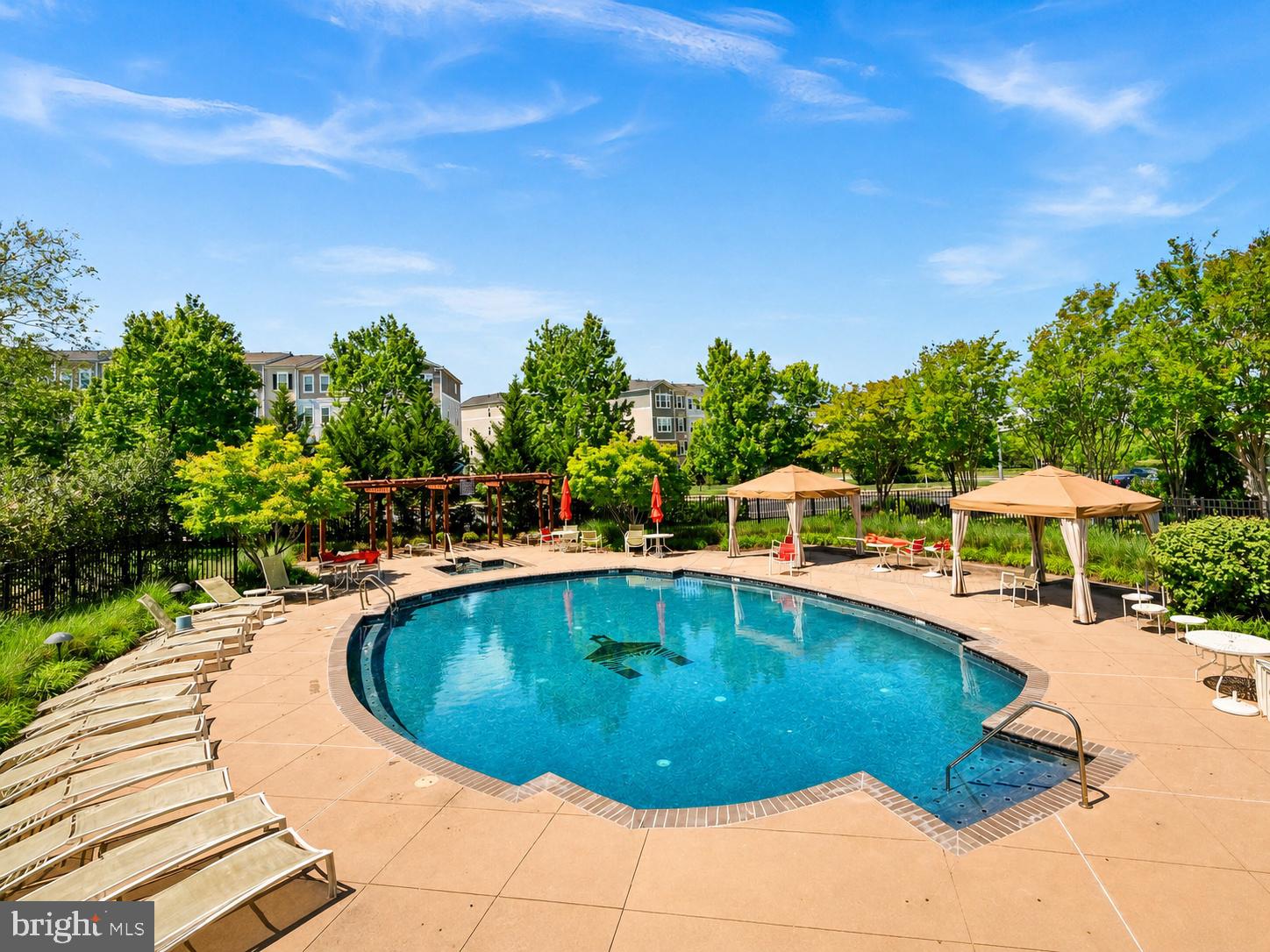AMBER SPRING - Residential