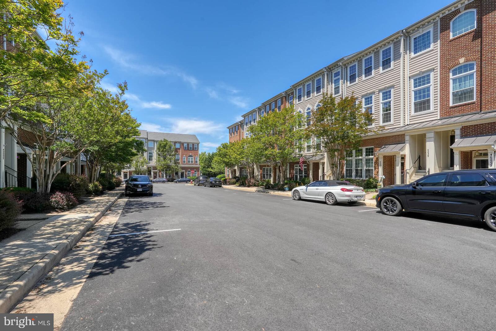 AMBER SPRING - Residential
