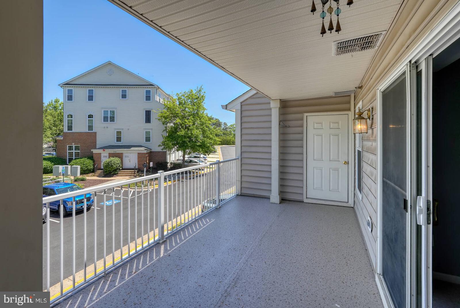 AMBER SPRING - Residential