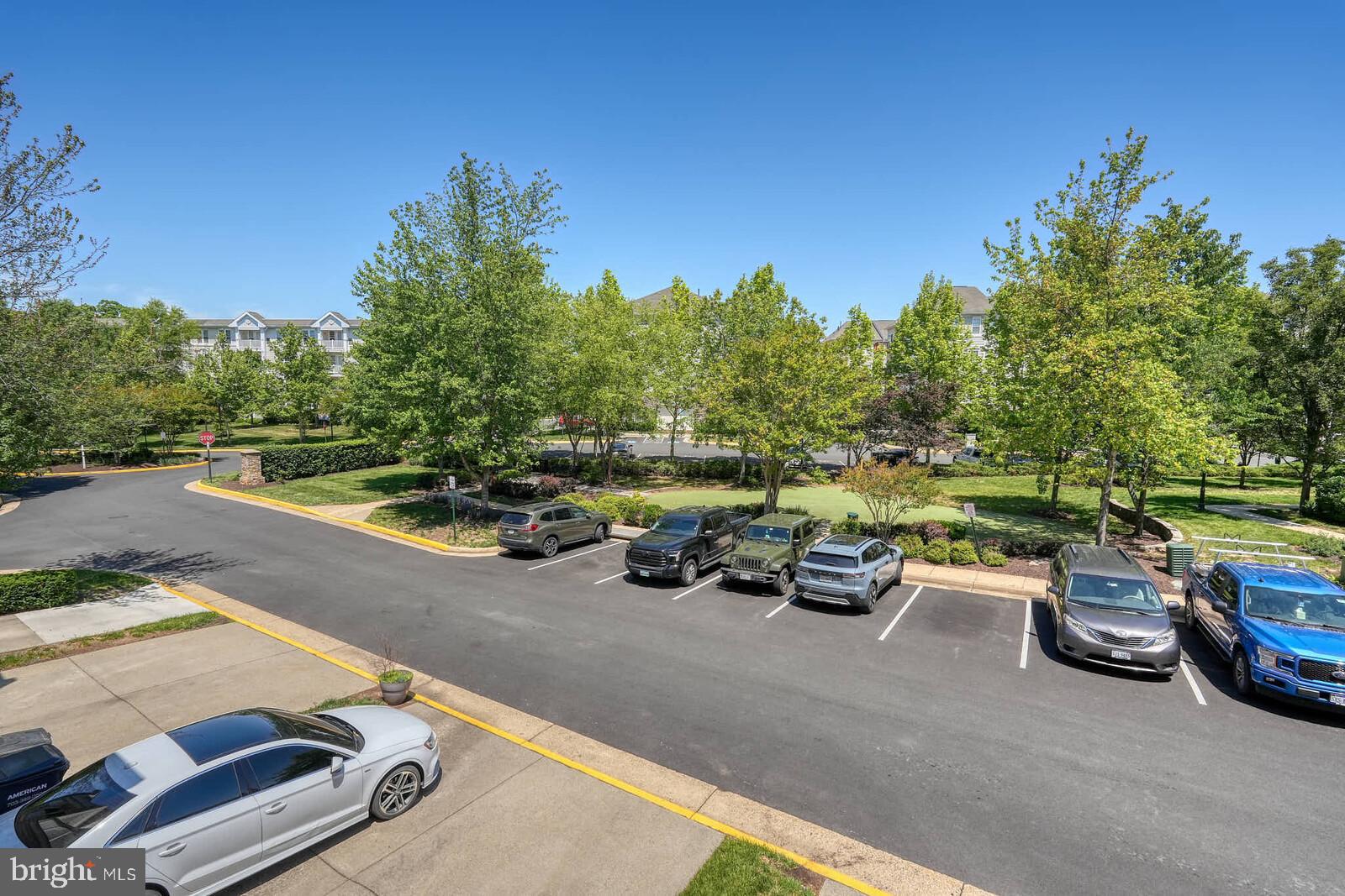 AMBER SPRING - Residential