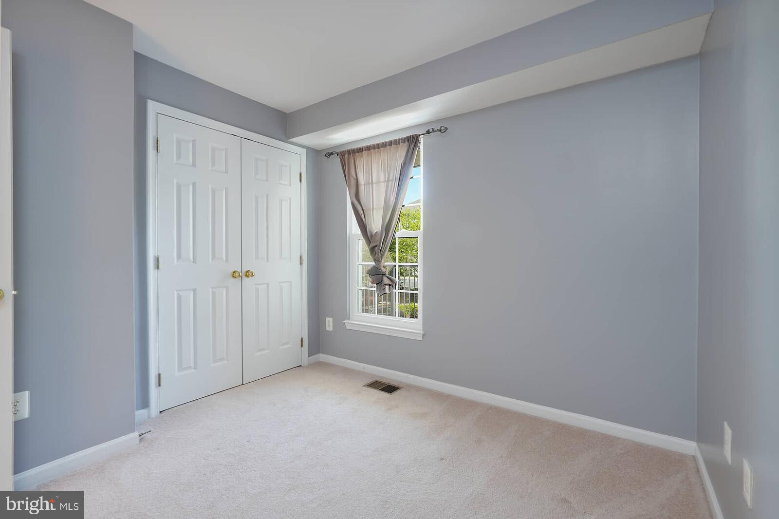 AMBER SPRING - Residential