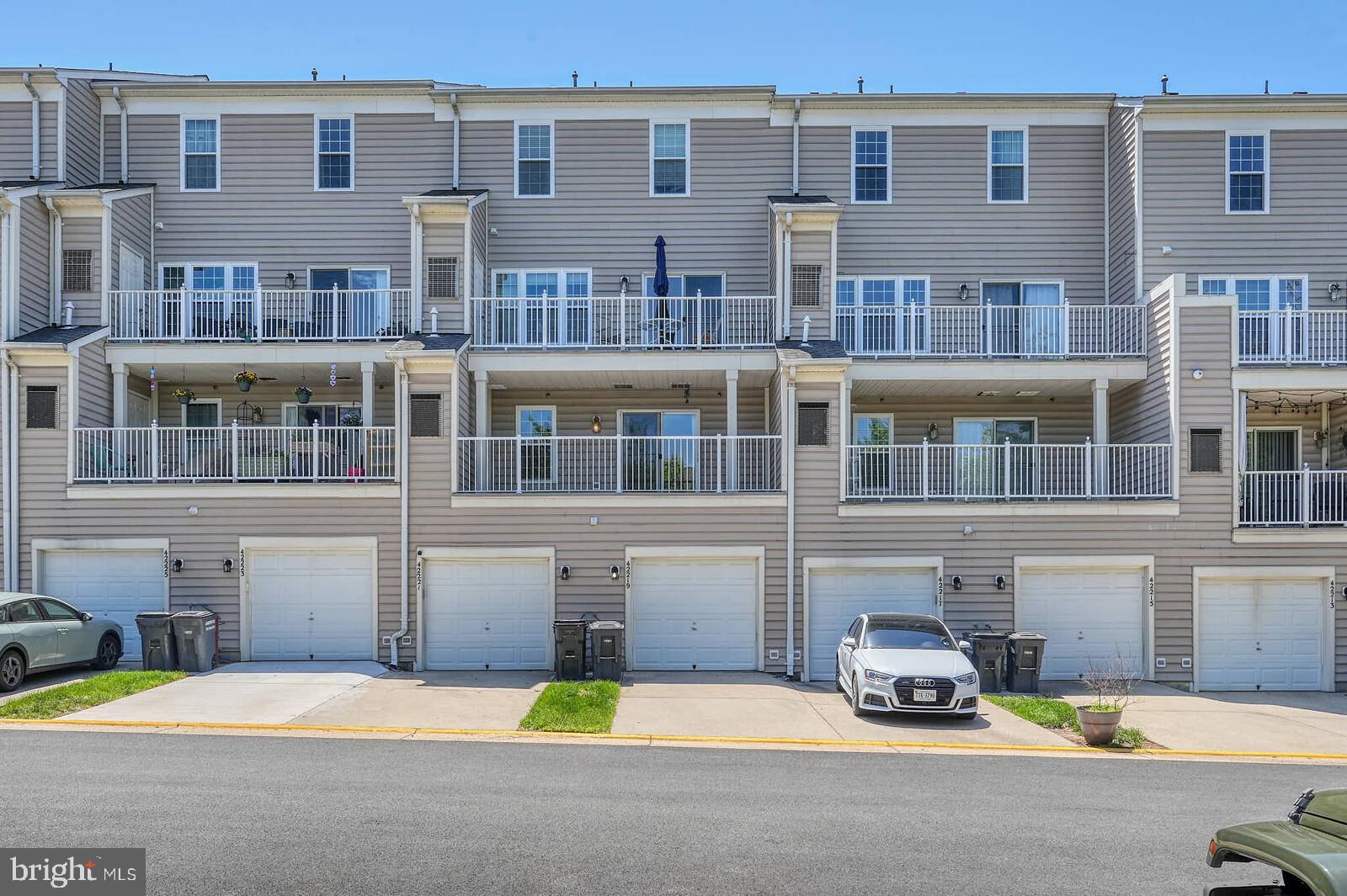 AMBER SPRING - Residential