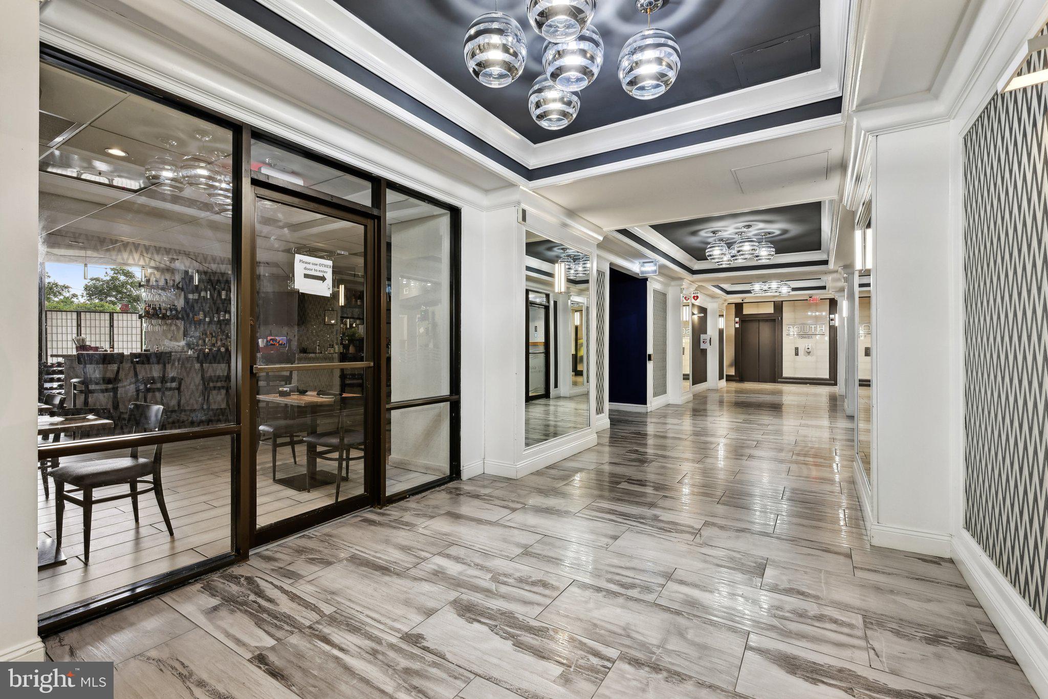 PROMENADE TOWERS - Residential