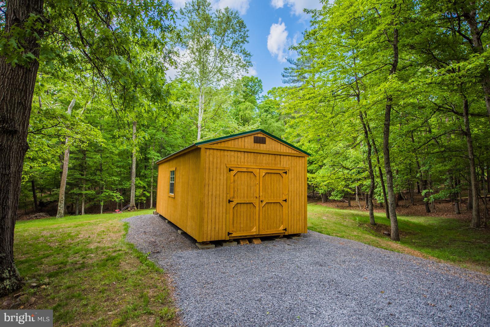 RIVER RIDGE - Residential