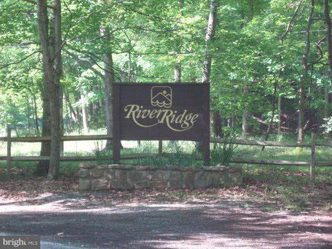 RIVER RIDGE - Residential