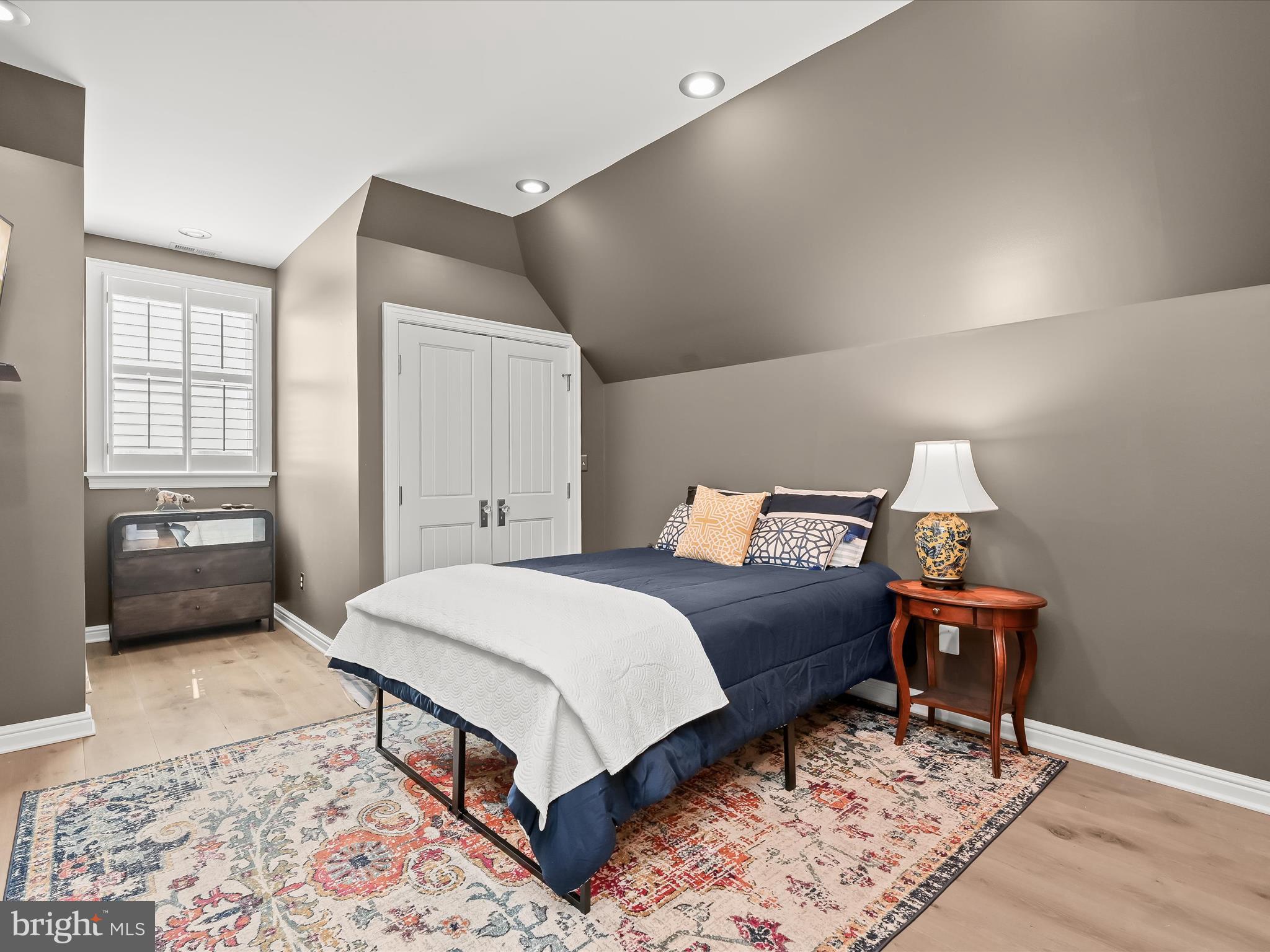 BRETTON WOODS - Residential