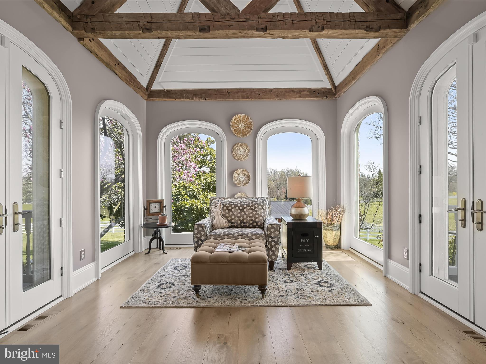 BRETTON WOODS - Residential